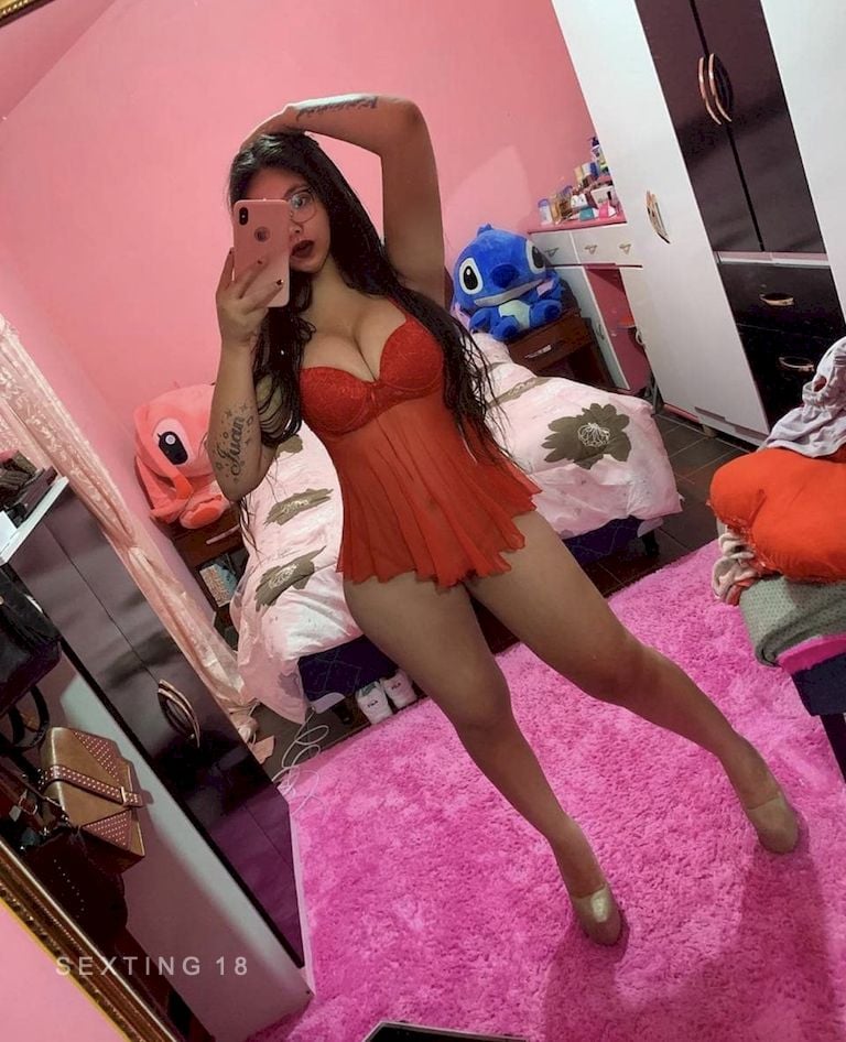 Naked Girl Selfie, Nude Selfie Porn Pics