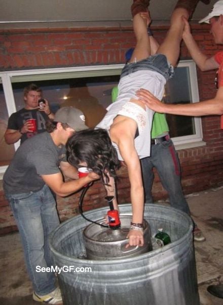 Drunk women fucking at parties - Nude pics