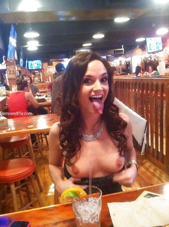 Woman flashes big tits at outdoor restaurant - Love Public Voyeur Instagram and Social Networks Full Nudes