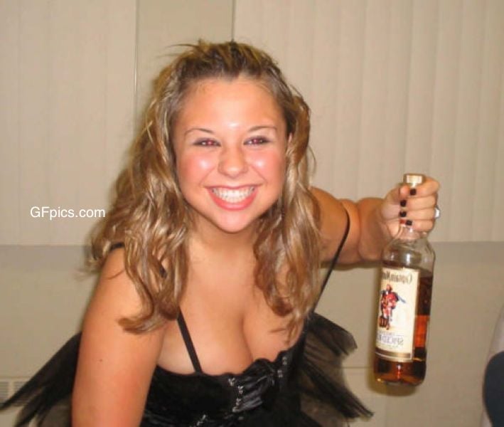 Passed Out Drunk Amateur German Teen Fucked at Party - GF PICS ...