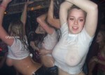 Drunk girls easily talked into having naked group shower