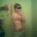 naked-sexting-teen-selfies-pics-snapchat-46